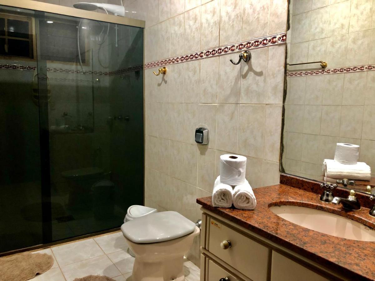 フォス・ド・イグアス Casa Com Piscina Proximo Atrativos/ Wifi/ Garagemヴィラ エクステリア 写真
