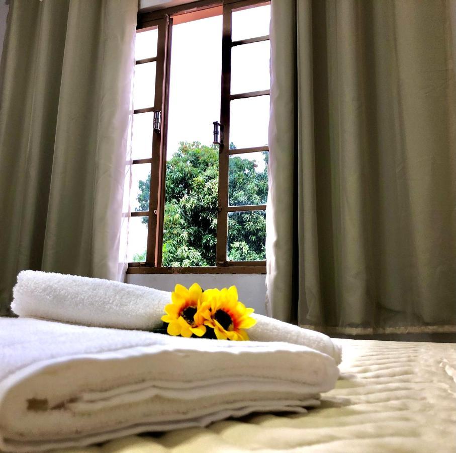 フォス・ド・イグアス Casa Com Piscina Proximo Atrativos/ Wifi/ Garagemヴィラ エクステリア 写真