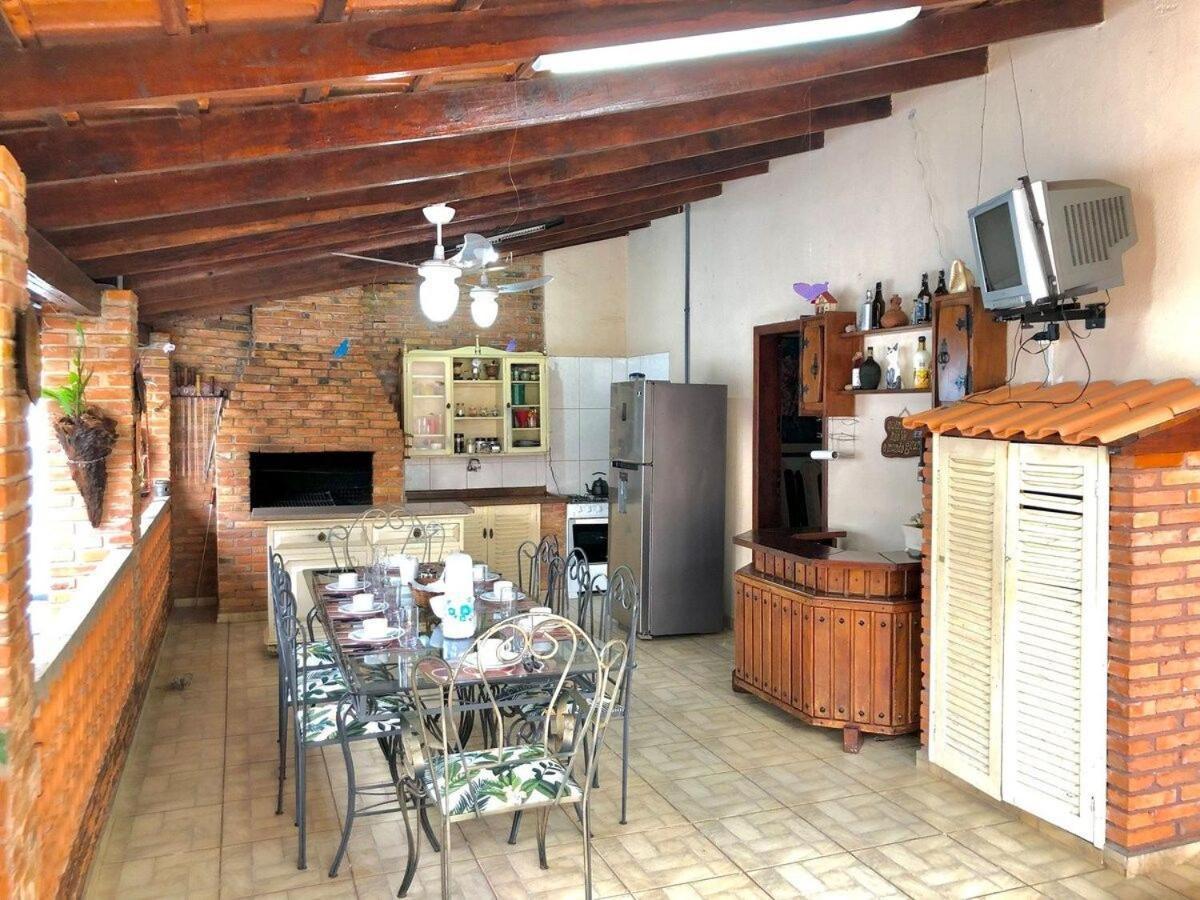 フォス・ド・イグアス Casa Com Piscina Proximo Atrativos/ Wifi/ Garagemヴィラ エクステリア 写真