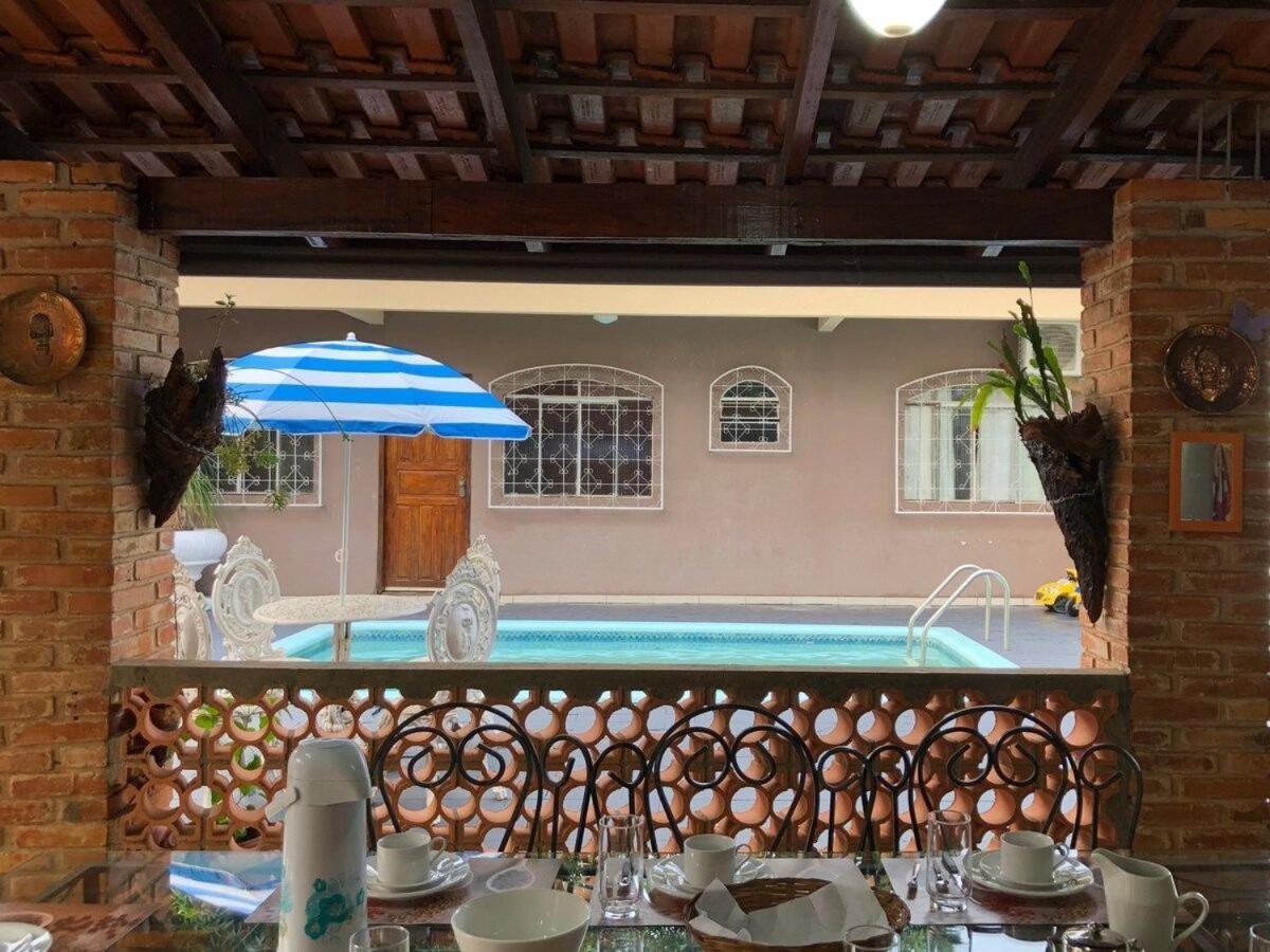 フォス・ド・イグアス Casa Com Piscina Proximo Atrativos/ Wifi/ Garagemヴィラ エクステリア 写真